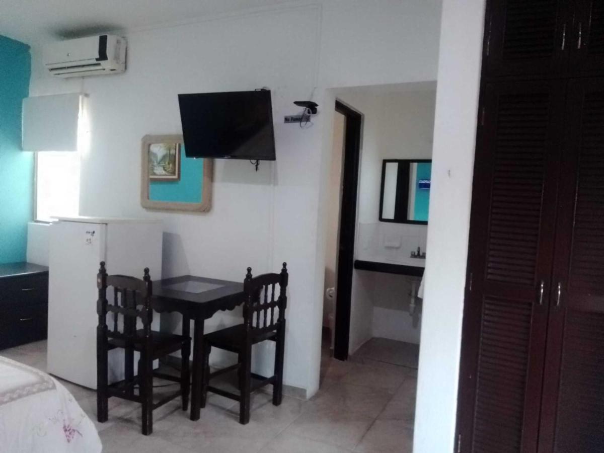 Hotel Acuario 신데 델 카르멘 외부 사진